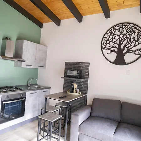 ゲストハウス Domo San Leone 3*