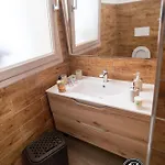 Domo San Leone - Storica Con Vasca Idromassaggio, Giardino E Parcheggio Privato 3* Uta