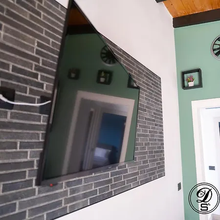 Domo San Leone - Storica Con Vasca Idromassaggio, Giardino E Parcheggio Privato 3* Uta