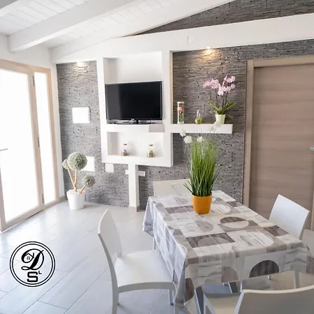 بيت ضيافة Domo San Leone - Storica Con Vasca Idromassaggio, Giardino E Parcheggio Privato