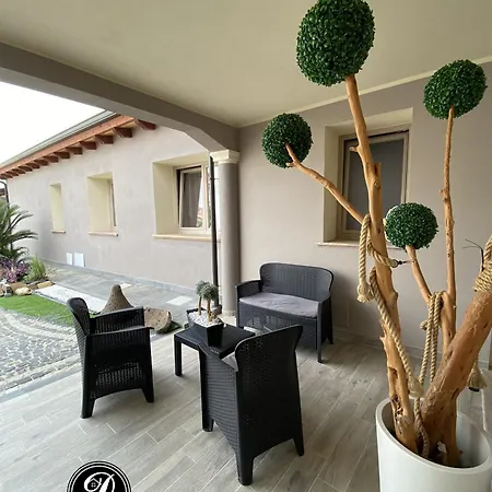 بيت ضيافة Domo San Leone - Storica Con Vasca Idromassaggio, Giardino E Parcheggio Privato